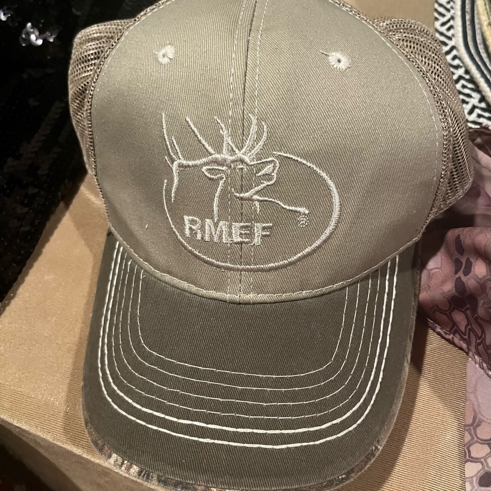 Gray Mesh Cap